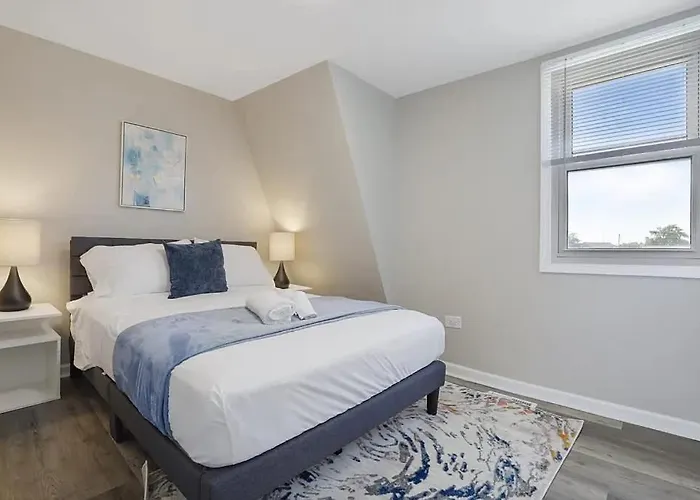 Hébergement de vacances Spacious 5 Bed 2 Bath House Melrose Park