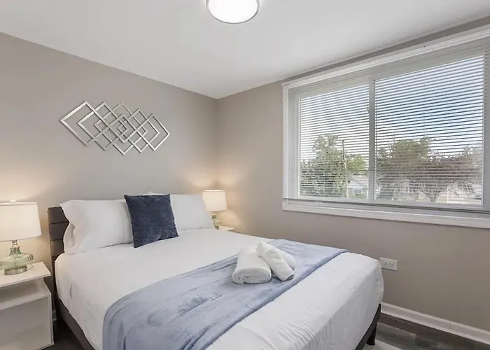 Spacious 5 Bed 2 Bath House