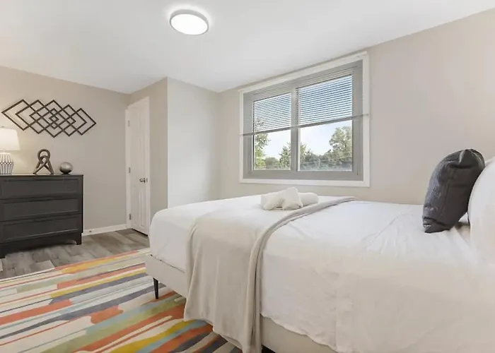 Hébergement de vacances Spacious 5 Bed 2 Bath House Melrose Park